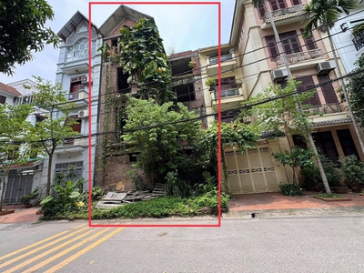 Biệt thự xây thô bồ đề, 80m x 6tầng, mt 8.2m, vỉa hè, mặt đường 10m, ôtô dừng đỗ ngày đêm 3