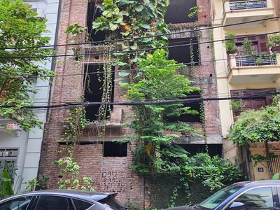 Biệt thự xây thô bồ đề, 80m x 6tầng, mt 8.2m, vỉa hè, mặt đường 10m, ôtô dừng đỗ ngày đêm 2