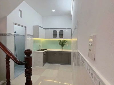 Nhà mới rẻ đẹp còn 1 căn này thôi 1 trệt 2 lầu lê văn khương q12 2