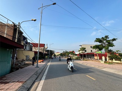 Mặt đường hợp đức nam đồ sơn giá loanh quanh 4x triệu/m trục chính kinh doanh zalo 0567 222 2