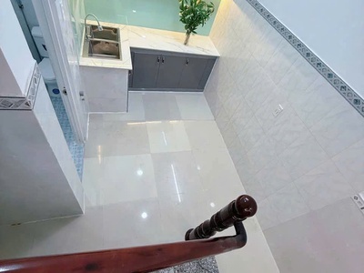 Nhà mới rẻ đẹp còn 1 căn này thôi 1 trệt 2 lầu lê văn khương q12 4