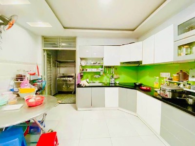 Bán nhà gò dầu   hxh 6m sát mặt tiền   90m    4 tầng   4pn   giá 9.x tỷ 2