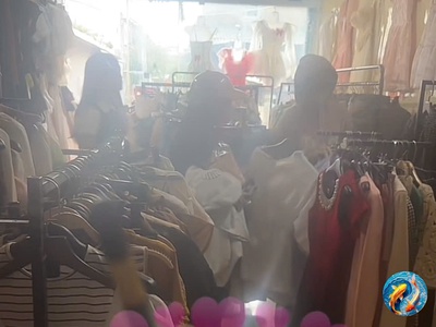 Ra tết mình xuất ngoại nên cần sang nhượng gấp shop bán và cho thuê váy áo 0