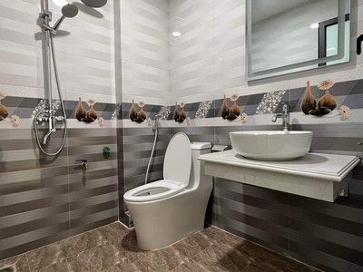 Bán nhà đẹp đón tết - bệnh viên phương đông - dt46m2 - 5 tầng - giá 8.7 tỷ - ngõ ô tô - thông 3