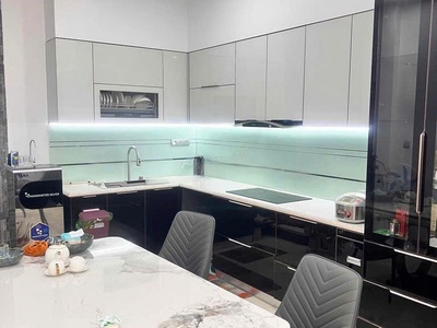 Nhà mặt đường 72m 4 tầng, thang máy, giá 9.57 tỉ tại vĩnh niệm 3