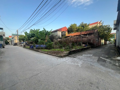 Đất đẹp trung tâm đan phượng   đường oto tránh   giá nhỉnh 3 tỷ 1