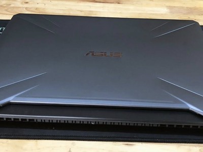 Laptop Asus Tuf Gaming FX505 Ryzen 7-3750H Ram 8GB SSD 512GB 2 VGA Rời GTX 1650 Màn 15.6 In Full HD 1