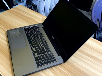 Laptop Dell Inspiron 5567 Core i5-7200U Ram 8GB SSD 240GB 2 VGA Rời Màn 15.6 Inch Đèn Phím Máy Đẹp 2