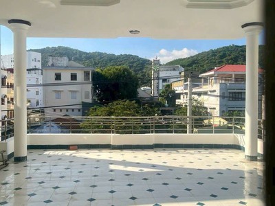 NHÀ 3 Tầng mặt tiền đường 2/4   Phường Bắc Nha Trang   DÒNG TIỀN SẴN 28 TRIỆU/THÁNG   GIÁ CHỈ 17 TỶ 2