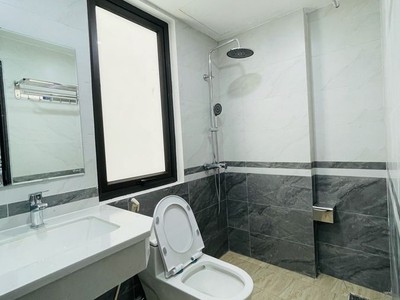 Bán nhà 5 tầng Hoàng Mai, 48m2, mặt tiền 4m, giá 12.2 tỷ 3