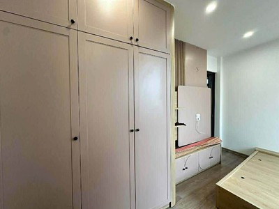 Nhà cách Công viên 1/6   ô tô tránh 20m Lô góc 5 tầng ngõ thông nhà thoáng sáng về ở ngay, 6.x tỷ 2