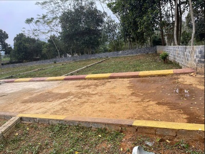 Chính chủ cần bán 2 lô đất gần đường hồ chí minh, gần khu công nghiệp thạch quảng giá 170 triệu/1 lô 0