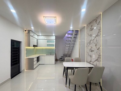 Mặt tiền kinh doanh bùi hữu nghĩa - bt - xe tải tránh - full nội thất 40m  4x10  2t 3pn 2wc - giá 8 4