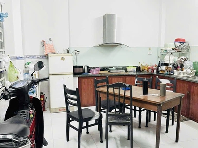 H1944 giảm 100tr nhà mặt tiền hiệp thành 6 q12, shr, vuông, 3 tầng, 4.2x17m, 6.x tỷ 1