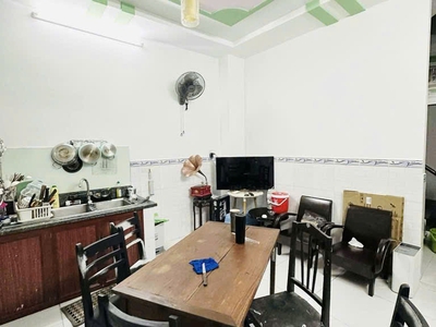 H1944 giảm 100tr nhà mặt tiền hiệp thành 6 q12, shr, vuông, 3 tầng, 4.2x17m, 6.x tỷ 2