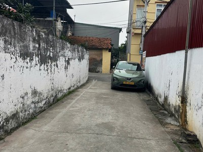 Đất chính chủ - giá tốt - vị trí đẹp tại trung trâu, đan phượng - đường thông, oto đỗ cửa 2