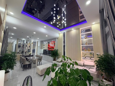 Villa diện tích khủng 252m2 vị trí kim cương. 2