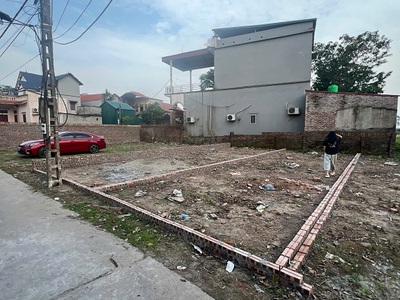 Siêu phẩm f0 nghi lương, xã lương tài, văn lâm, đã xây phân lô đẹp mượt ô tô tải thông tứ ngả giá 0