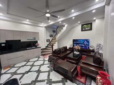 Bán nhà kim ngưu, 40m2 ngõ to đẹp, gần phố, nhà mới oto 4 ngủ chỉ nhỉnh 8,5 tỷ 1