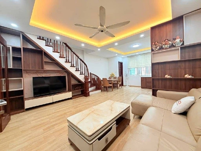 Văn phú hà đông- thang máy- kinh doanh- mt 5,6m- nhỉnh 22 tỷ 0