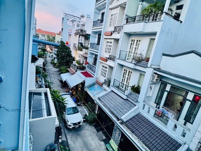 Nhà đẹp khu vip bông sao   4 tầng btct   hxh 6m   nở hậu tài lộc   chỉ 9 tỷ 0