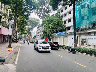  19 tỷ - căn góc 2 mặt tiền khu sầm uất nguyễn trãi  quận 5 4tầng hđt 65tr/th 4