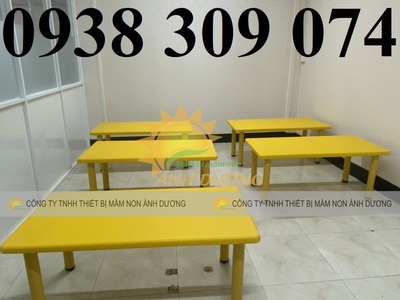 Bàn nhựa mầm non, ghế nhựa mầm non, bàn ghế nhà trẻ 1