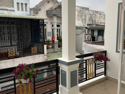 Nhà mới nhà đẹp đón Tết đây ạ, 1 lầu 4mx16m đường ô tô thới tam thôn 13 q12 6