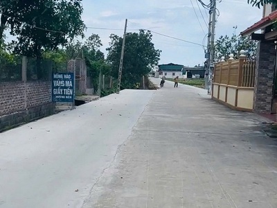 Chính chủ bán lô đất đẹp phú châu, đông hưng 0