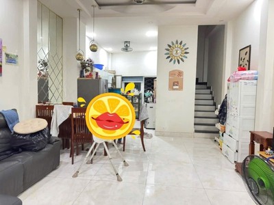 Bán nhà 3 tầng 4pn, 56m2 đường tân hòa 2, q.9, tp hcm, sổ hồng, giá 5,89  tỷ, lh: 0933125879. 4