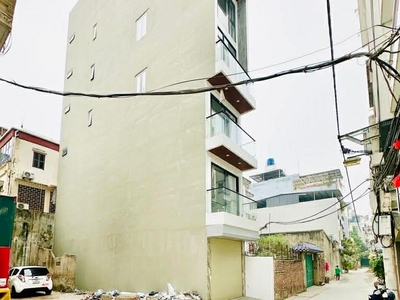 Nhà đẹp cổ linh, 7 tầng thang máy, full nội thất, ôtô tránh, view cầu trần hưng đạo 1