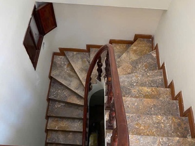 Cho thuê nhà ngõ ngọc khánh, 50m  x 4 tầng, 4pn, 3wc, 15 triệu 3