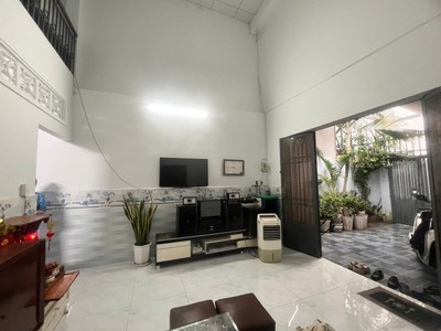 Bán nhà 2 tầng đường số 16, hiệp bình chánh, thủ đức, tp hcm, dt 72m2. giá 5.9 tỷ, sổ hồng. liên 1