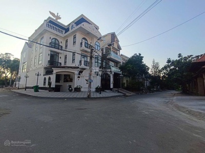 Chỉ 6 tỷ- khủng 181m2 hiện hữu gần bến xe quận 8 0