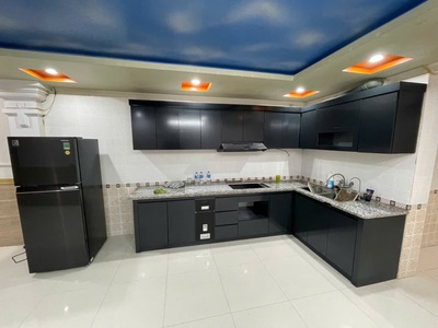 Cho thuê nhà phố Văn Cao, 4 ngủ khép kín, DT: 85m2. 4