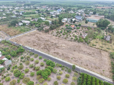 Bán sỉ 10 lô nhánh xuống ct long thành hồ tràm 5x25 100 m2 tc giá 750tr 3 tháng công chứng 0