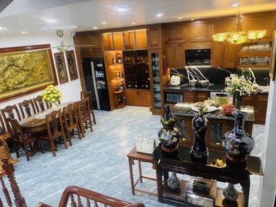 Bán căn nhà vườn 4 tầng đẹp KĐT Tuệ Tĩnh, ph Cẩm Thượng, TP HD, 108m2, mt 8m, giá tốt 2