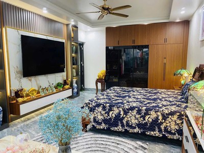 Bán căn nhà vườn 4 tầng đẹp KĐT Tuệ Tĩnh, ph Cẩm Thượng, TP HD, 108m2, mt 8m, giá tốt 7