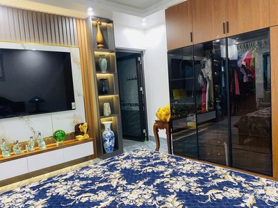 Bán căn nhà vườn 4 tầng đẹp KĐT Tuệ Tĩnh, ph Cẩm Thượng, TP HD, 108m2, mt 8m, giá tốt 8
