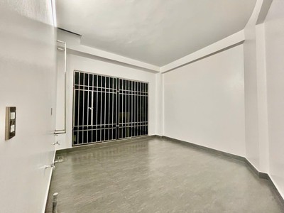 Bán căn 4 tầng mặt phố phường Cẩm Thượng, TP Hải Dương, 52.8m2, mt 11m, 4 ngủ, 4.68 tỷ 12