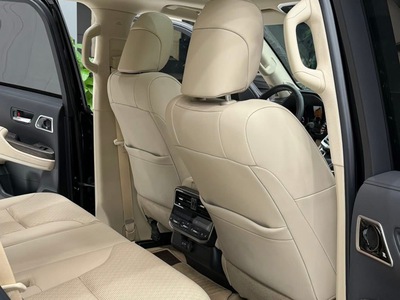 Toyota Land Cruiser LC300 2024 siêu lướt 8000 Km, lên full Trung Đông 10