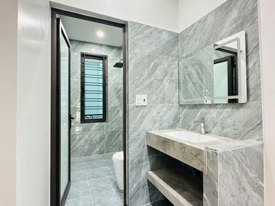 Căn nhà 3 tầng độc lập ngay mặt đường máng nước, Văn Cú , An Đồng, An Dương, Hp 6