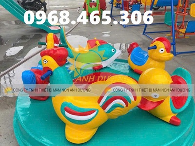 Mâm xoay trẻ em 5 chỗ ngồi, đu quay trẻ em ngoài trời 1