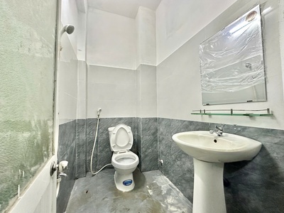 Cho thuê nhà nguyên căn 2 tầng hẻm xe hơi 5m 12