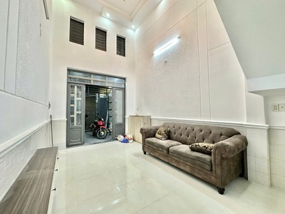 Cho thuê nhà nguyên căn 2 tầng hẻm xe hơi 5m 13