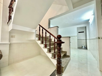 Cho thuê nhà nguyên căn 2 tầng hẻm xe hơi 5m 15