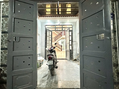 Cho thuê nhà nguyên căn 2 tầng hẻm xe hơi 5m 18