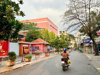 Bán Nhà Mặt Tiền Lê Tự Tài    Phú Nhuận 1