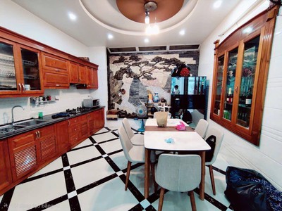 Bán nhà khu phân lô Thư Trung, Văn Cao - 67,5m2 - 4 tầng - full nội thất - giá 7,2 tỷ 5