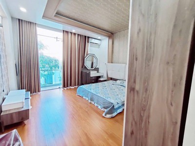 Bán nhà khu phân lô Thư Trung, Văn Cao - 67,5m2 - 4 tầng - full nội thất - giá 7,2 tỷ 7